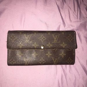 Louis Vuitton  wallet